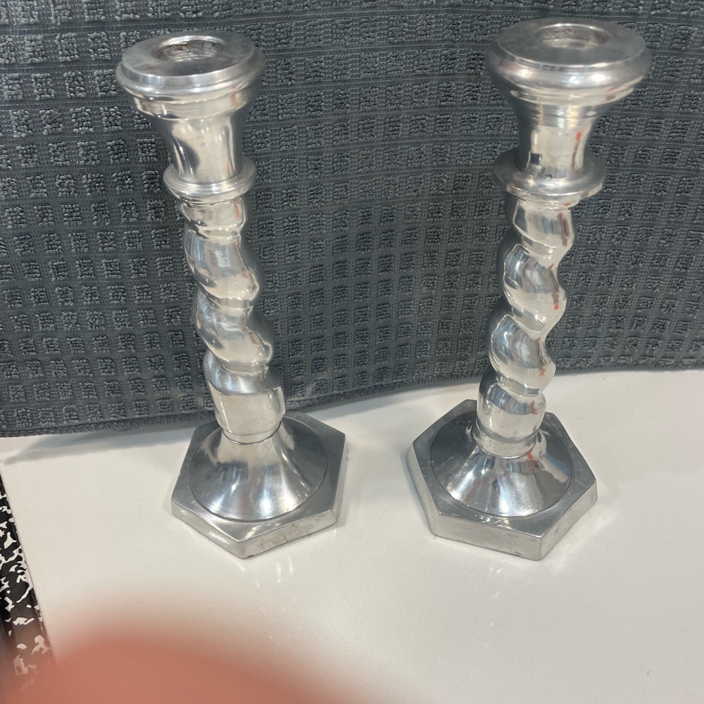 Aluminum candle sticks